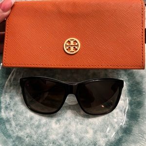 ❌SOLD❌Tory Burch Sunglasses